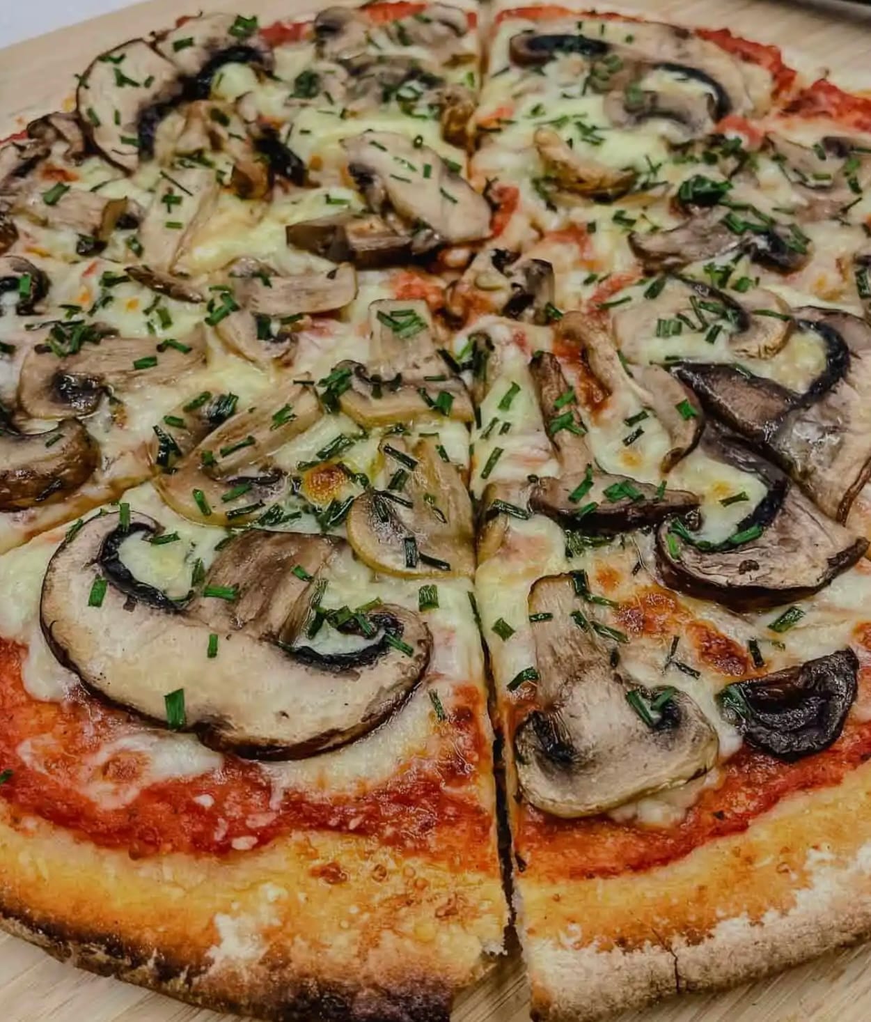 Mushroom Pizza Large